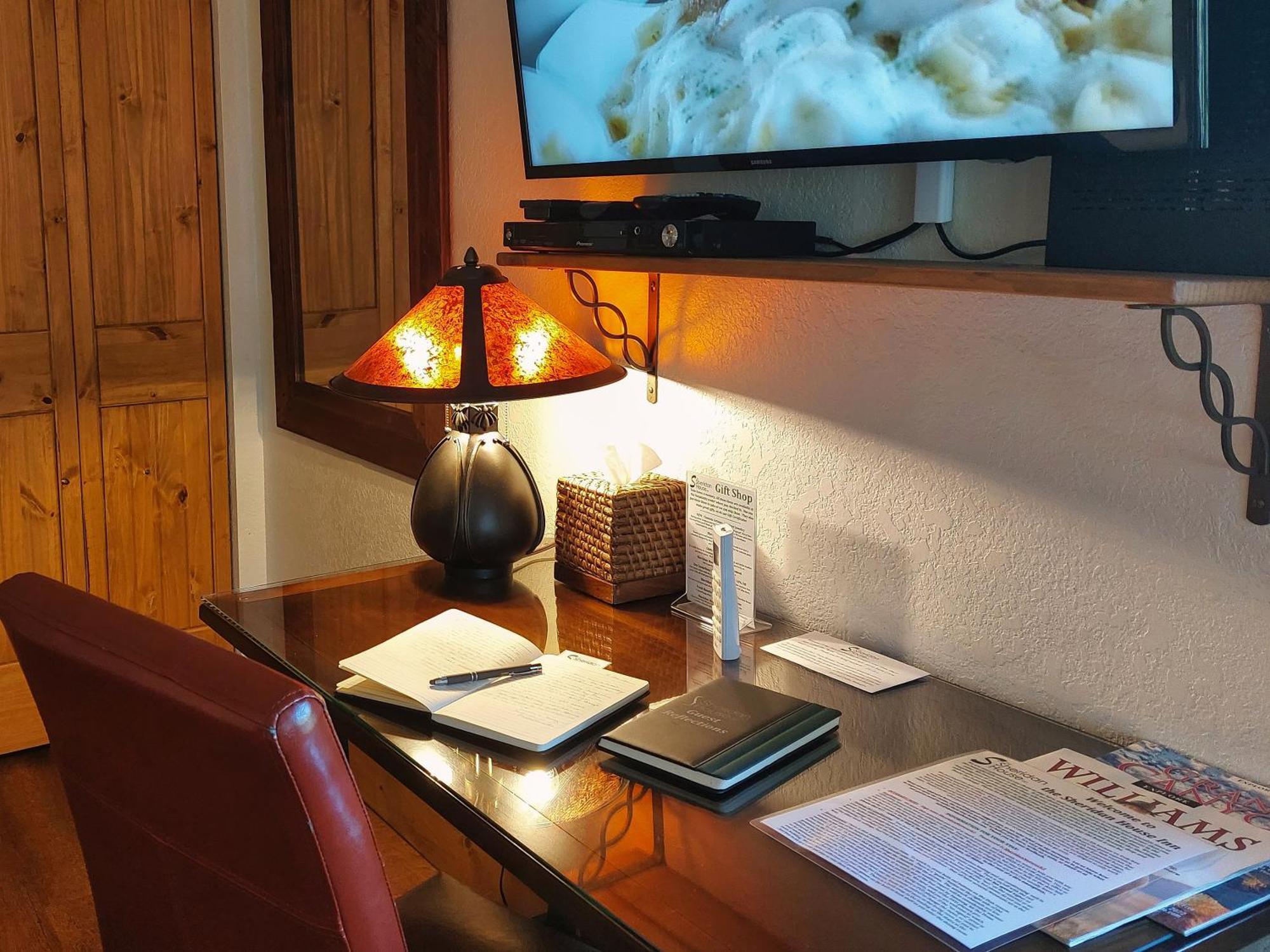 Sheridan House Inn- Adult Only Accommodation Williams Zewnętrze zdjęcie